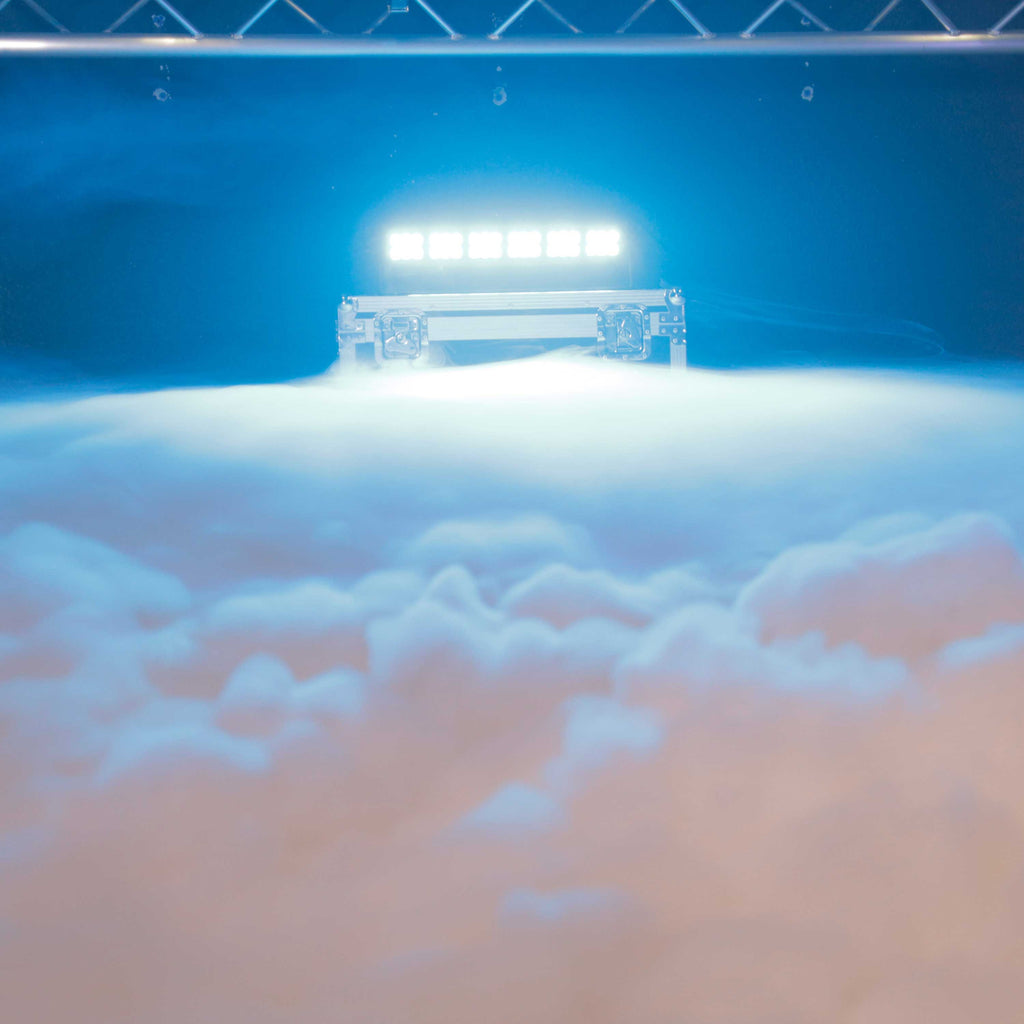 Evolite HeavyFog 2000C – Professional Low Fog Machine in Flight Case (2000W)